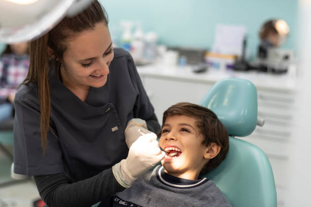 Best Emergency Tooth Extraction in Campbell, FL
